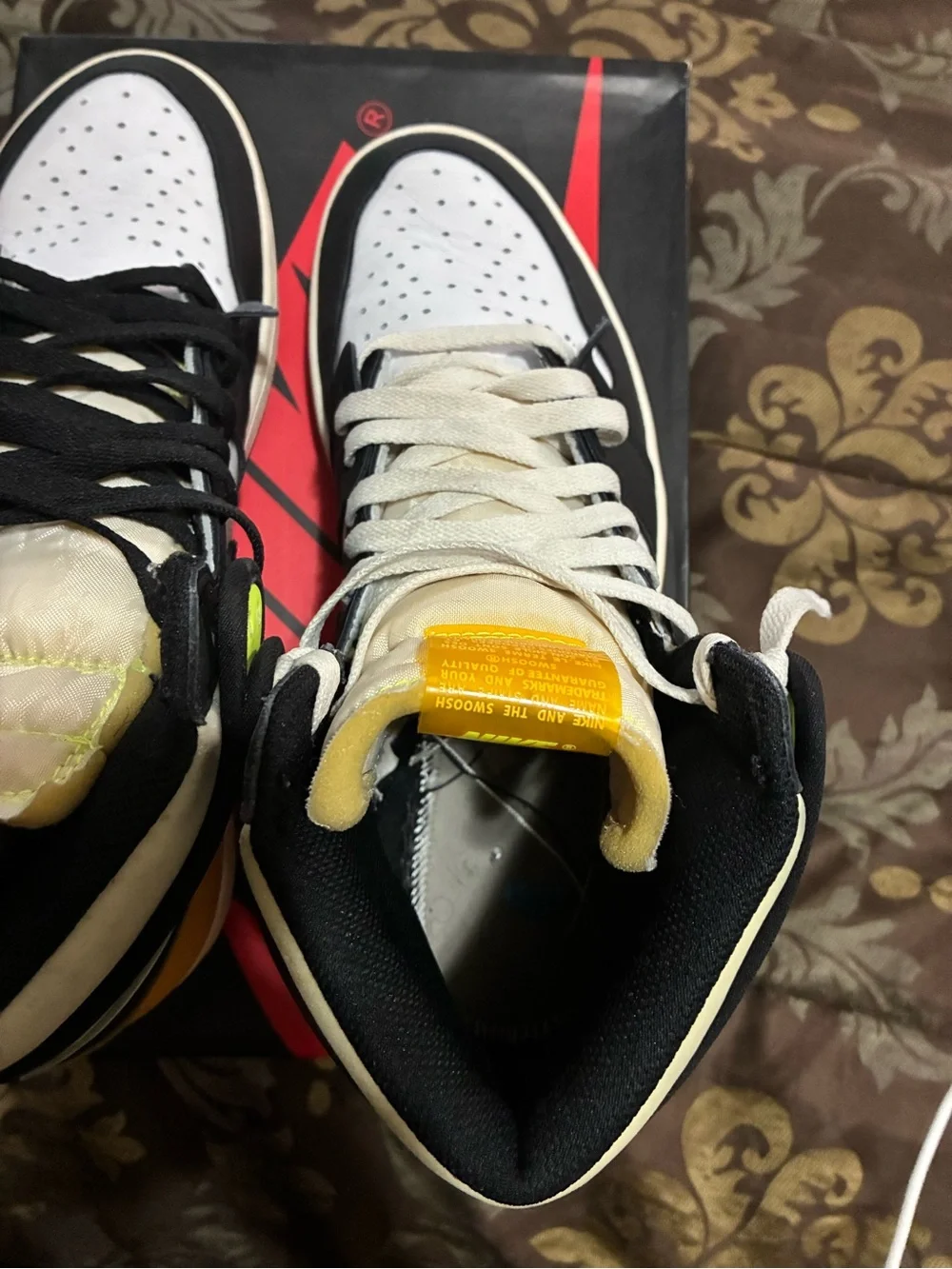 Air Jordan 1 Retro High-Top Men’s Sneakers in White, Black & Yellow